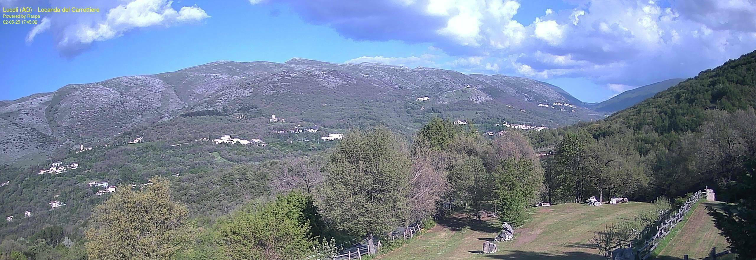 immagine della webcam nei dintorni di Rocca di Cambio: webcam Lucoli